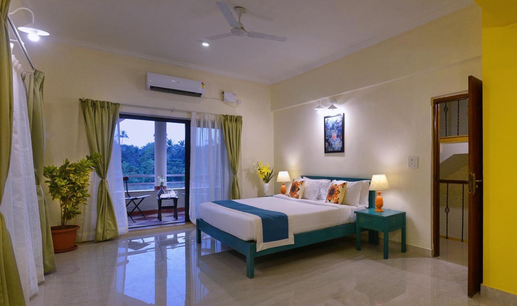 Treehouse Blue Hotel & Villas Colva Ngoại thất bức ảnh