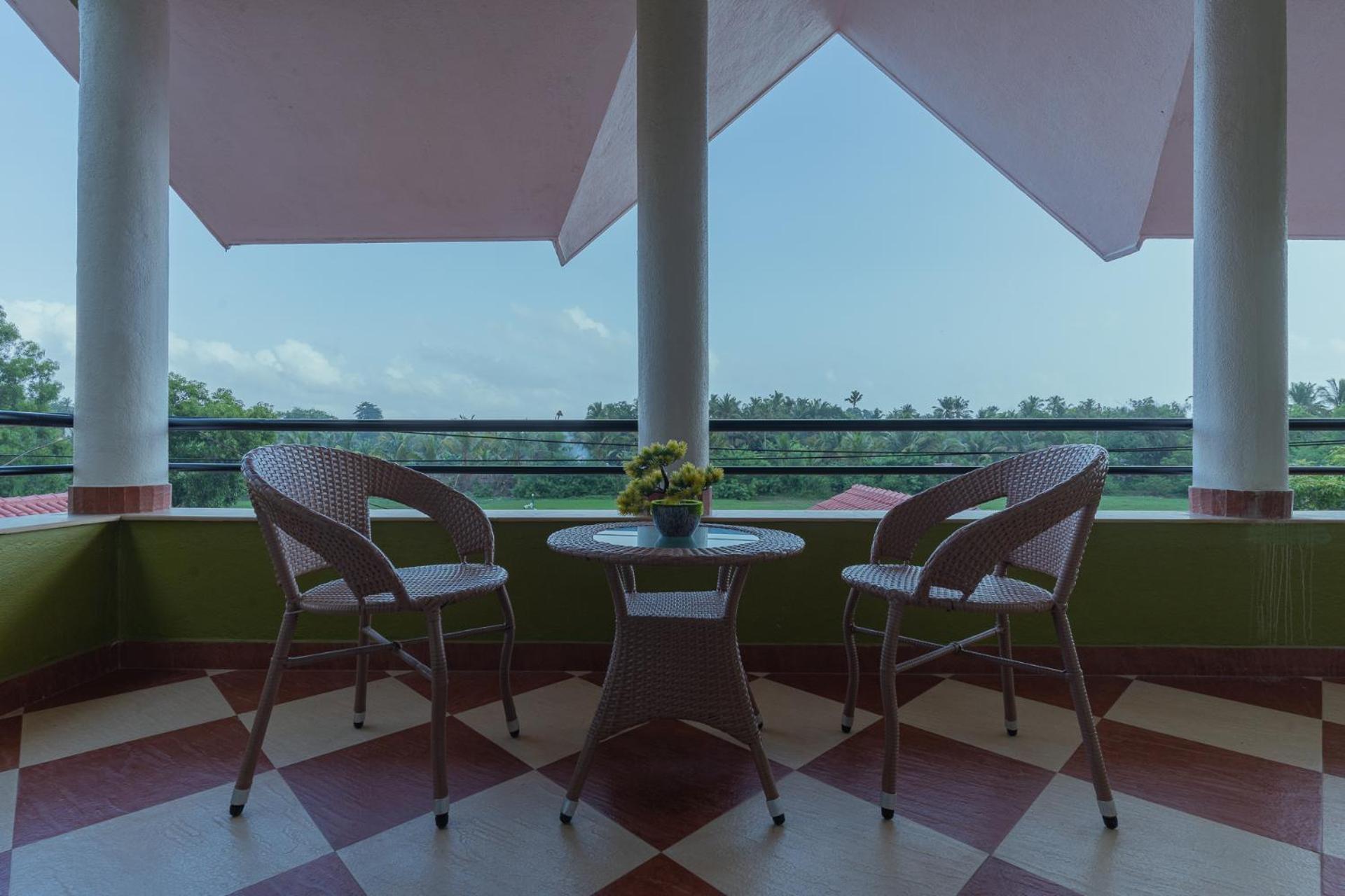 Treehouse Blue Hotel & Villas Colva Ngoại thất bức ảnh